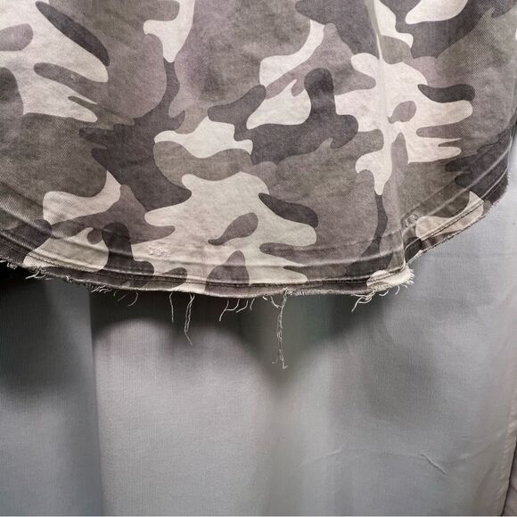 Bundle of two Hollister denim button shirts 🖤 extra small - Picture 6 of 13